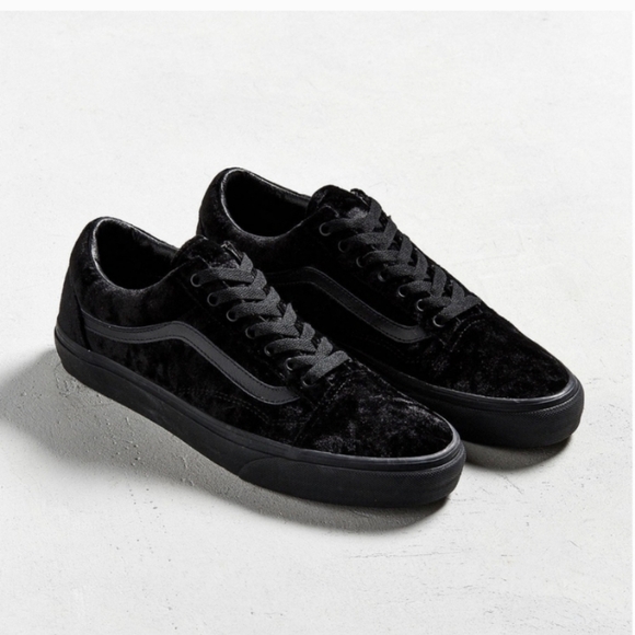 Vans Black Velvet or valor - Picture 1 of 5